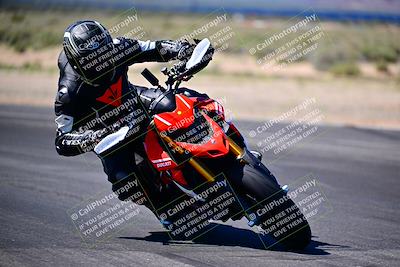 media/Mar-25-2024-Moto Forza (Mon) [[8d4319bd68]]/3-Intermediate Group/Session 3 (Turn 16 Inside)/